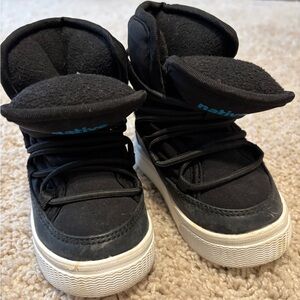 Native Kids Black and White Snow Boots